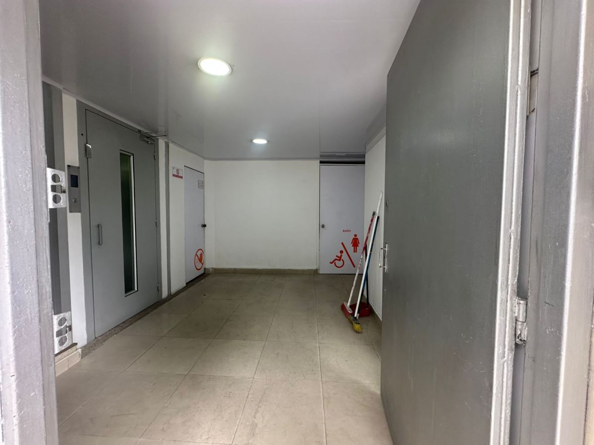 Local en Arriendo - Bogota, QUINTA PAREDES 4684