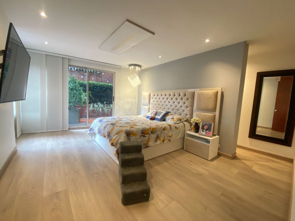 Apartamento en Arriendo - Bogota, LOS ROSALES 4363