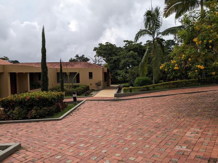 Casa en Venta - Silvania,  2267