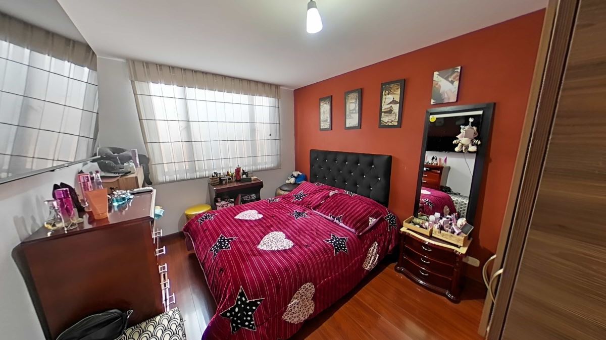 Casa en Venta - Bogota, SAN CIPRIANO 3980