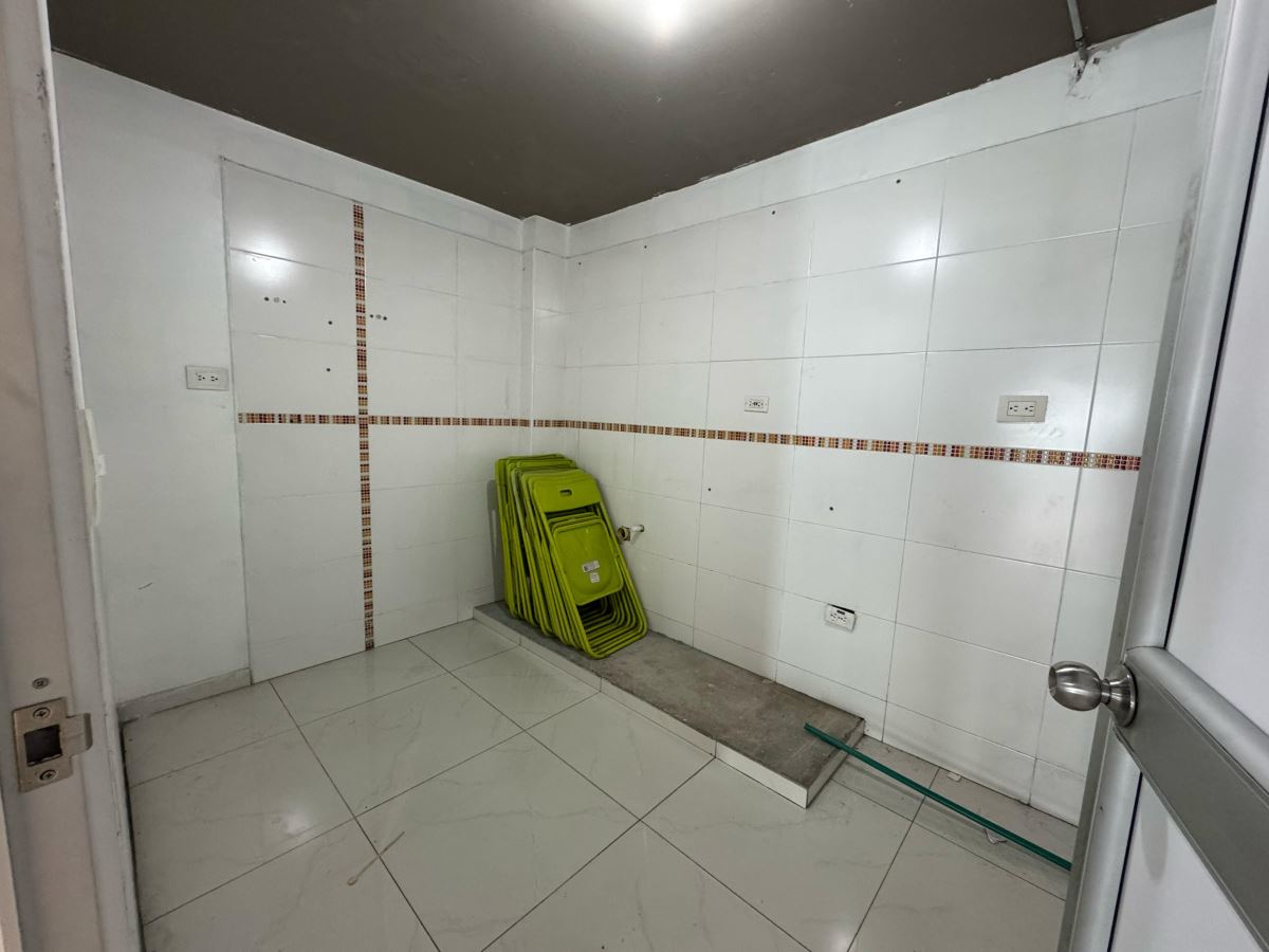 Casa en Arriendo - Bogota, QUINTA MUTIS 4200