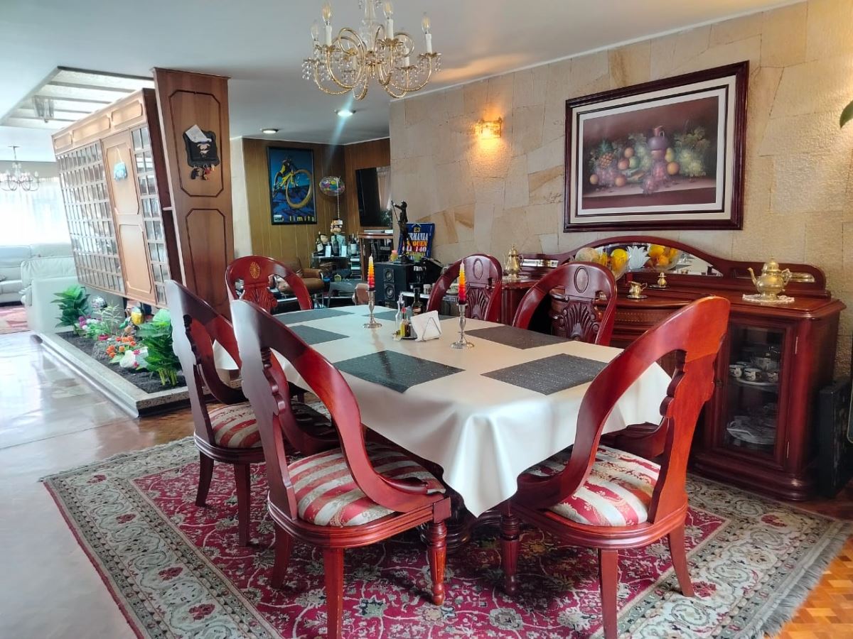 Casa en Venta - Bogota, SANTA BIBIANA 4977