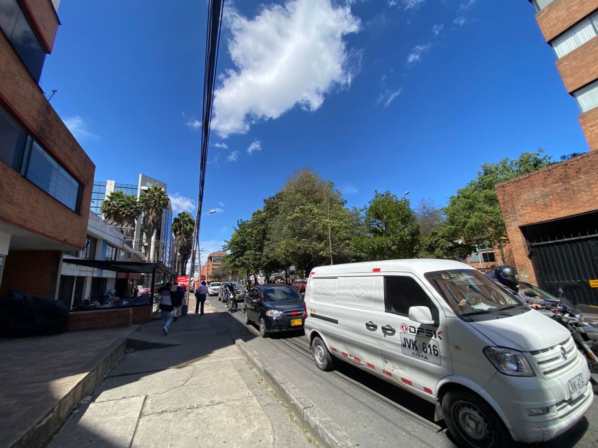 Oficina en Arriendo - Bogota, LAGO GAITÁN 5039