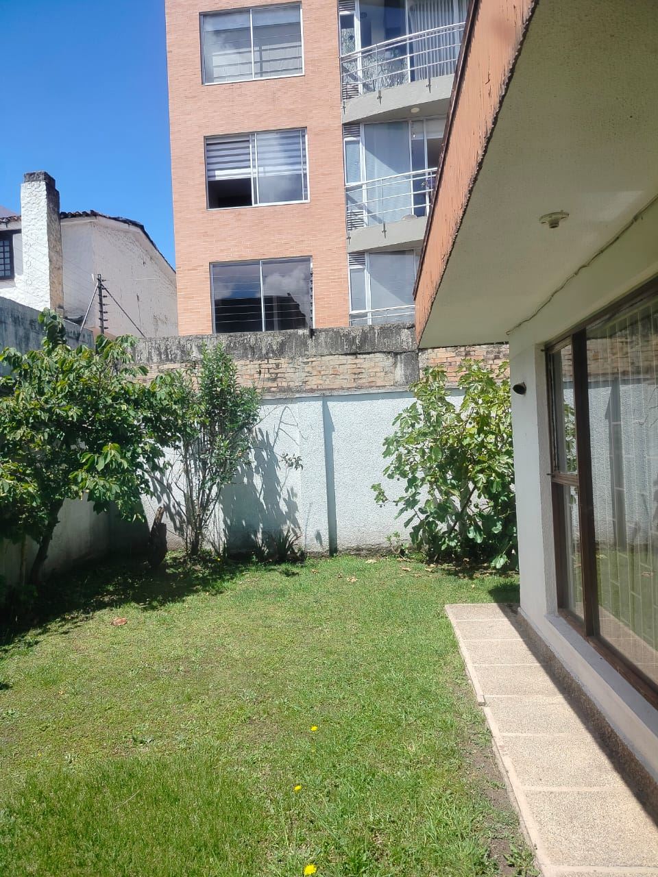 Casa en Venta - Bogota, NUEVA AUTOPISTA 4720