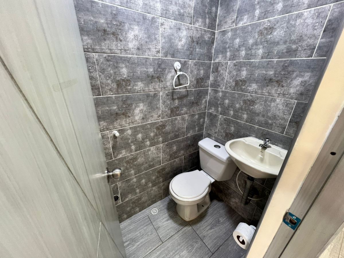 Local en Arriendo - Bogota, VILLA ALSACIA 5323