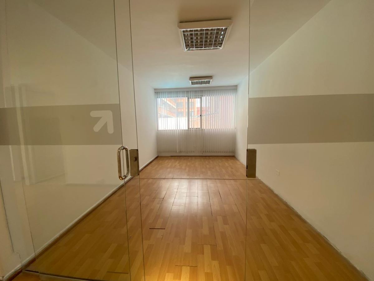 Casa en Arriendo - Bogota, LAGO GAITÁN 4445