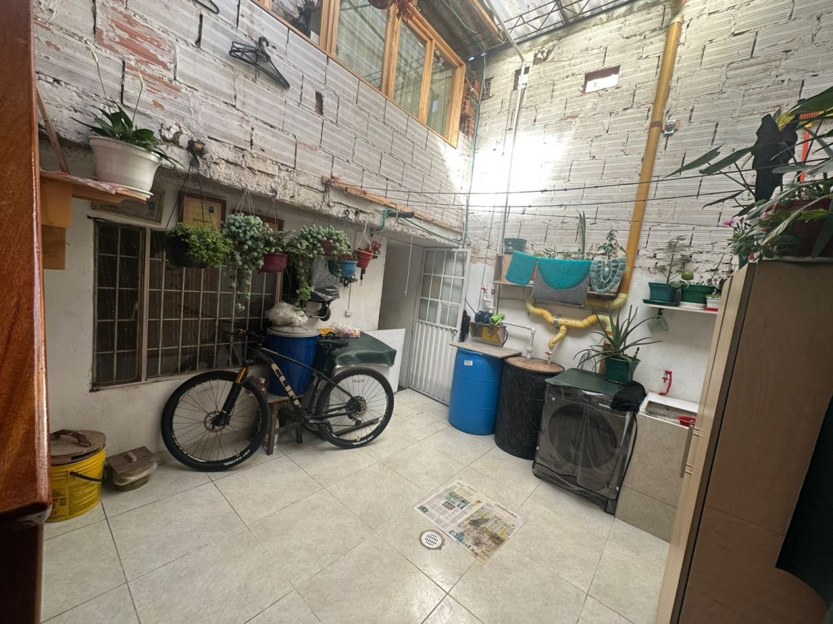 Casa en Venta - Bogota, LAS FERIAS 5348