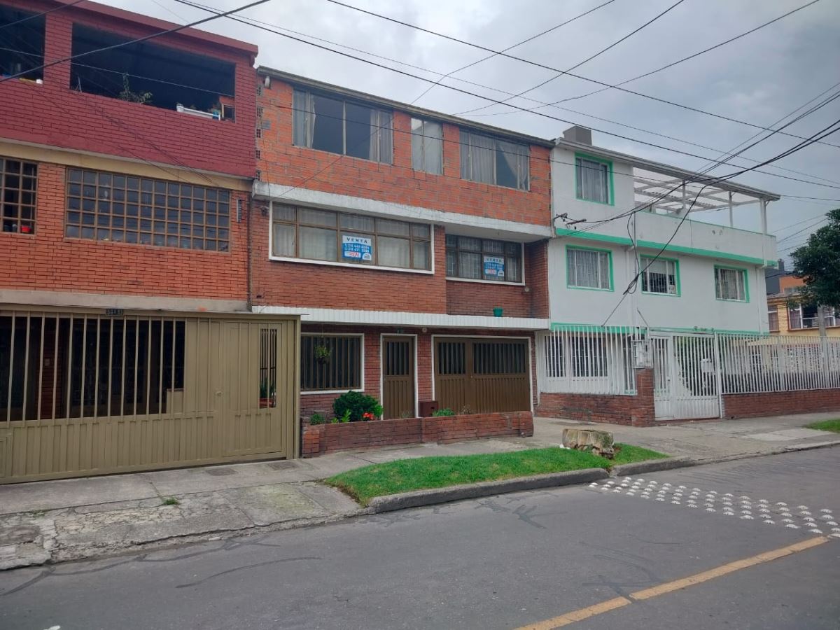 Casa en Venta - Bogota, BOSQUE POPULAR 3104