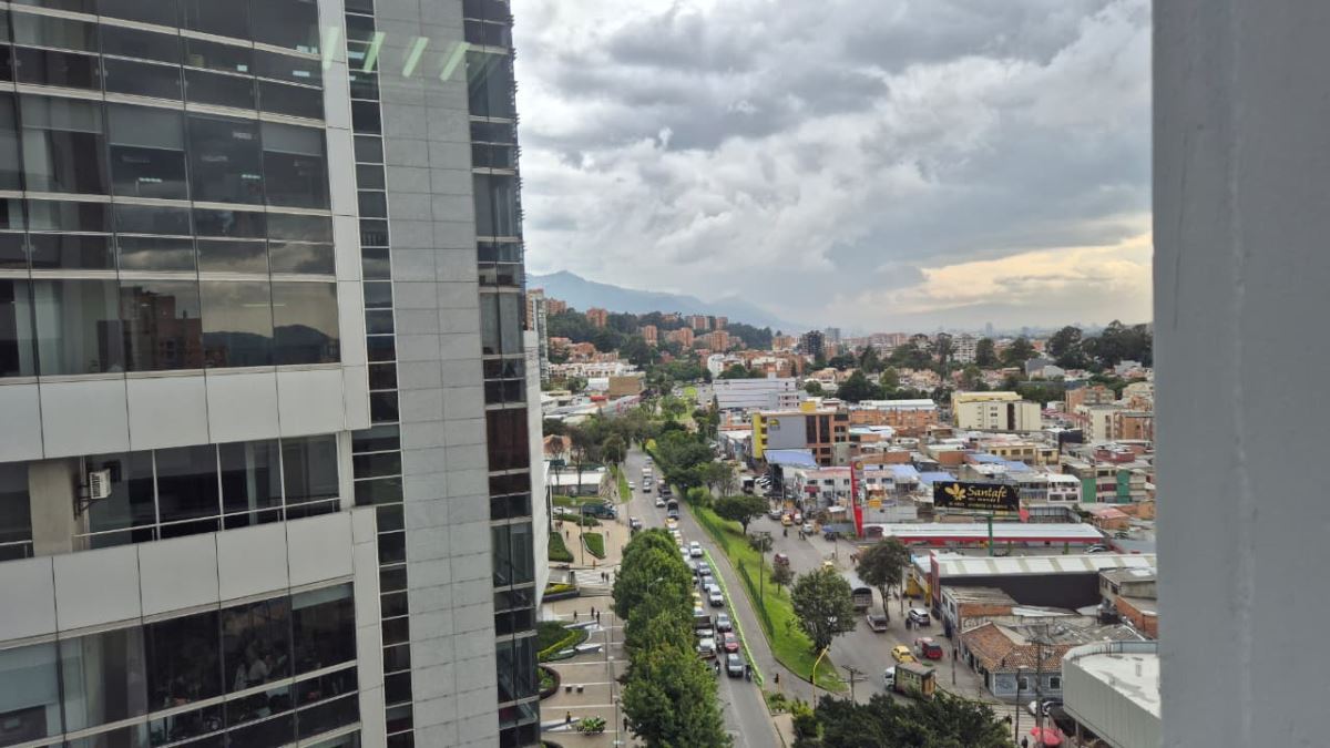 Oficina en Arriendo - Bogota, BOSQUE DE PINOS 5508