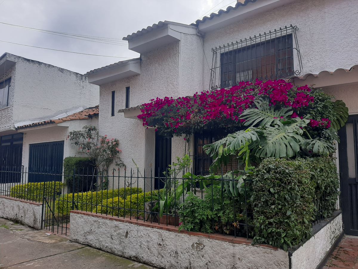 Casa en Venta - Bogota, BATÁN 3493