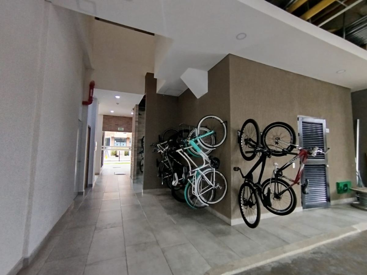 Apartamento en Arriendo - Bogota, CEDRITOS 4575