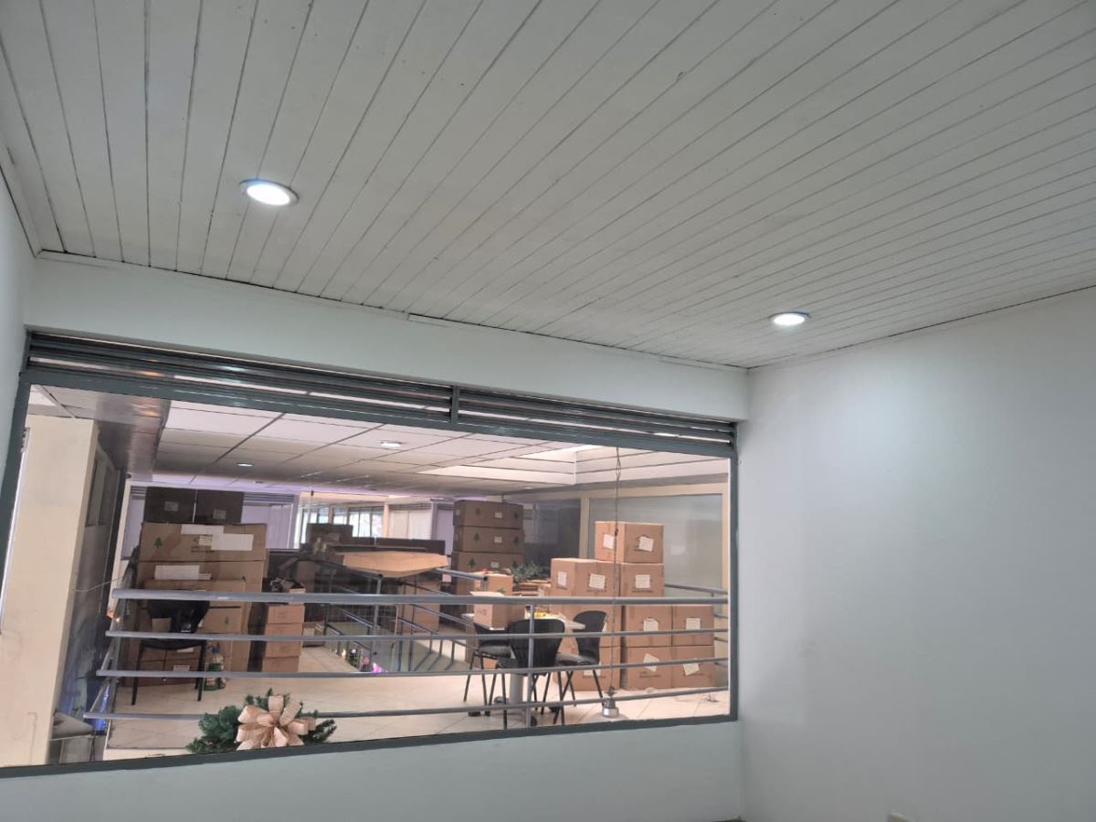 Local en Arriendo - Bogota, EL TOBERÍN 5305