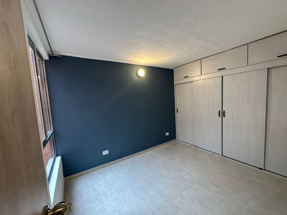 Apartamento en Arriendo - Bogota, HAYUELOS 4339
