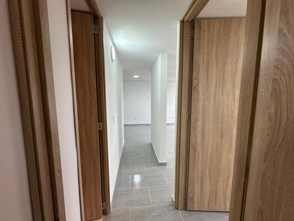 Apartamento en Arriendo - Bogota, LAS BRISAS 4686