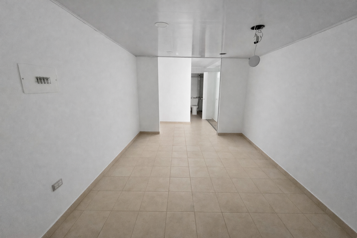 Local en Arriendo - Bogota, MIRANDELA 5353