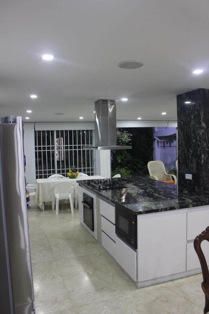 Casa en Venta - ,  2268