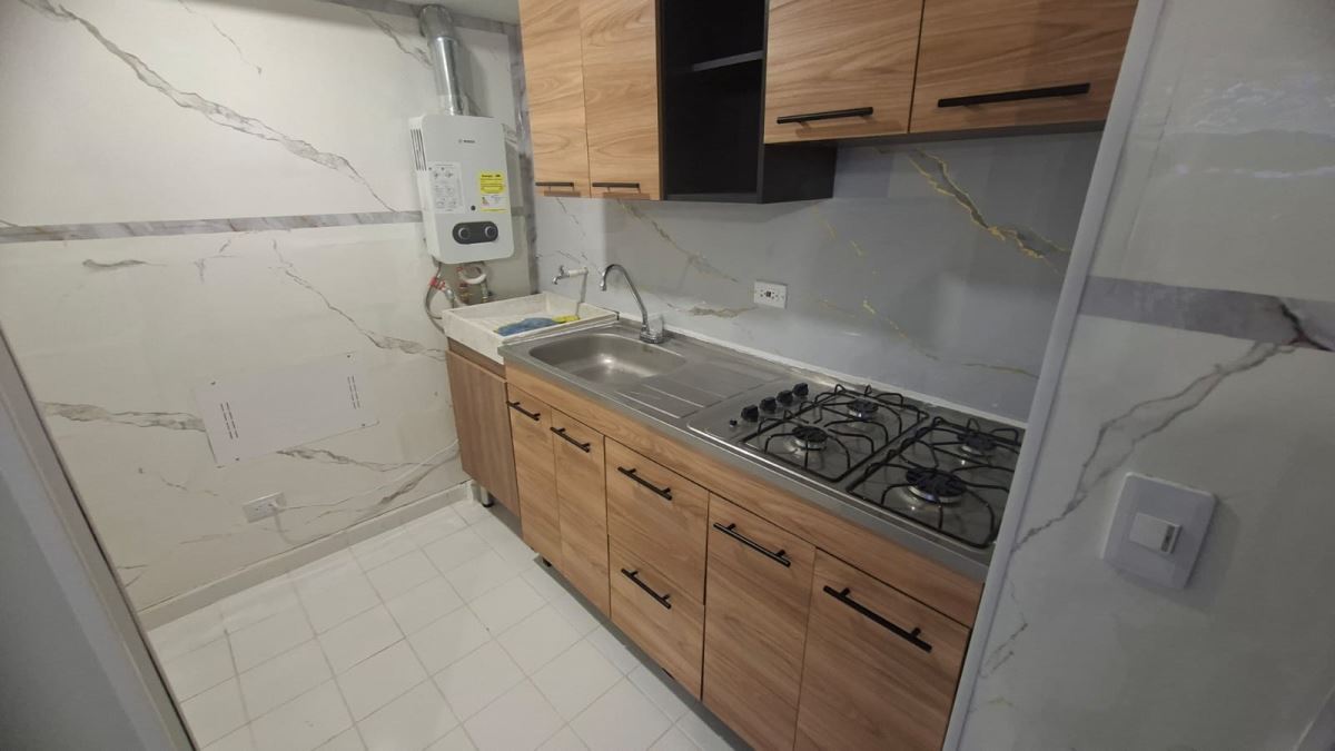 Apartamento en Arriendo - Bogota, LA RIVIERA 5072