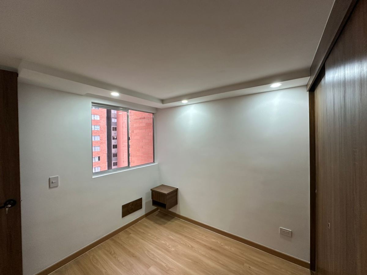 Apartamento en Arriendo - Bogota, LAS BRISAS 4353