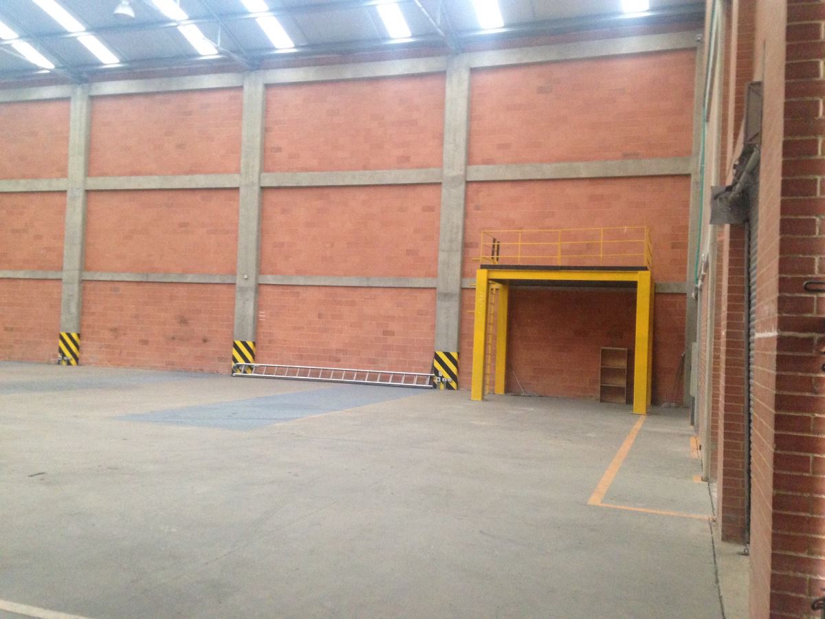 Bodegas Otro en Venta - Cota, COTA 2730