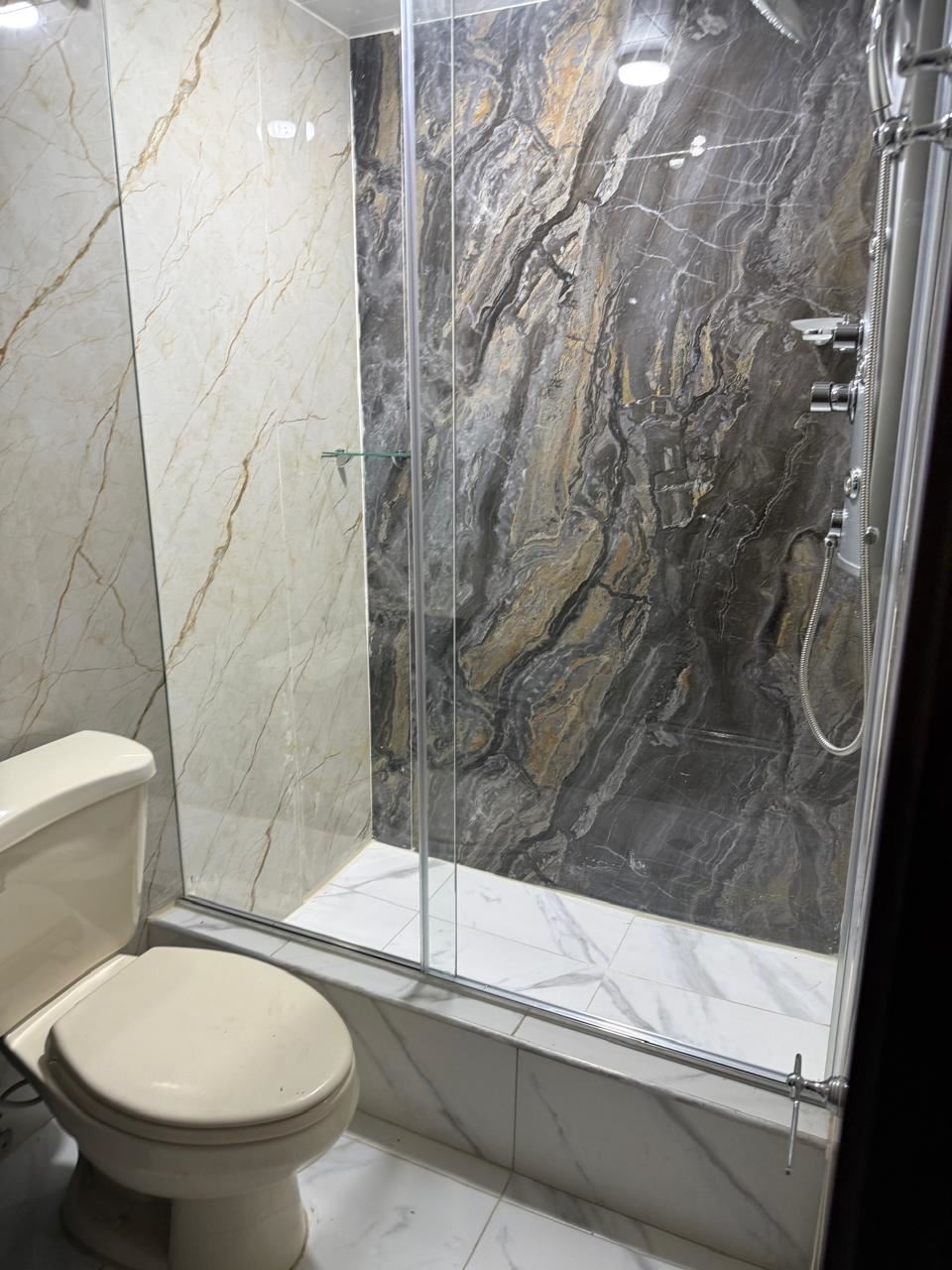 Apartamento en Arriendo - Bogota, SANTA BÁRBARA CENTRAL 5738