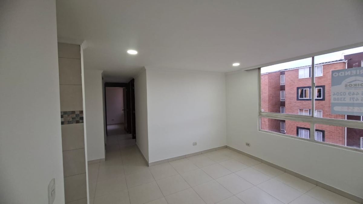 Apartamento en Arriendo - Madrid, ALTOS DE MADRID 6343