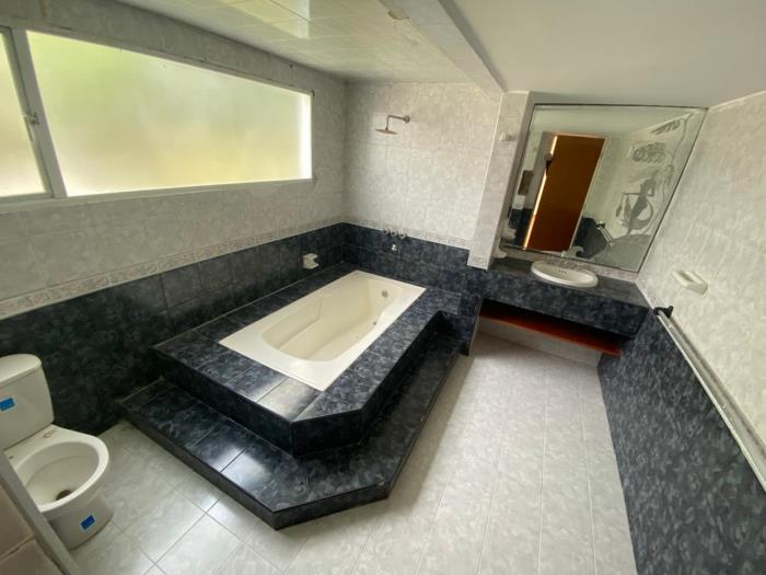 Casa en Arriendo - Bogota, NIZA 2687