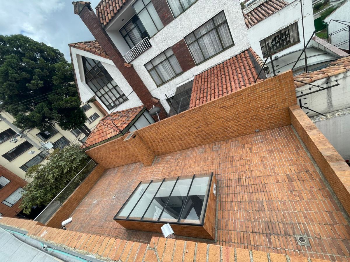 Casa en Arriendo - Bogota, ALHAMBRA 6053