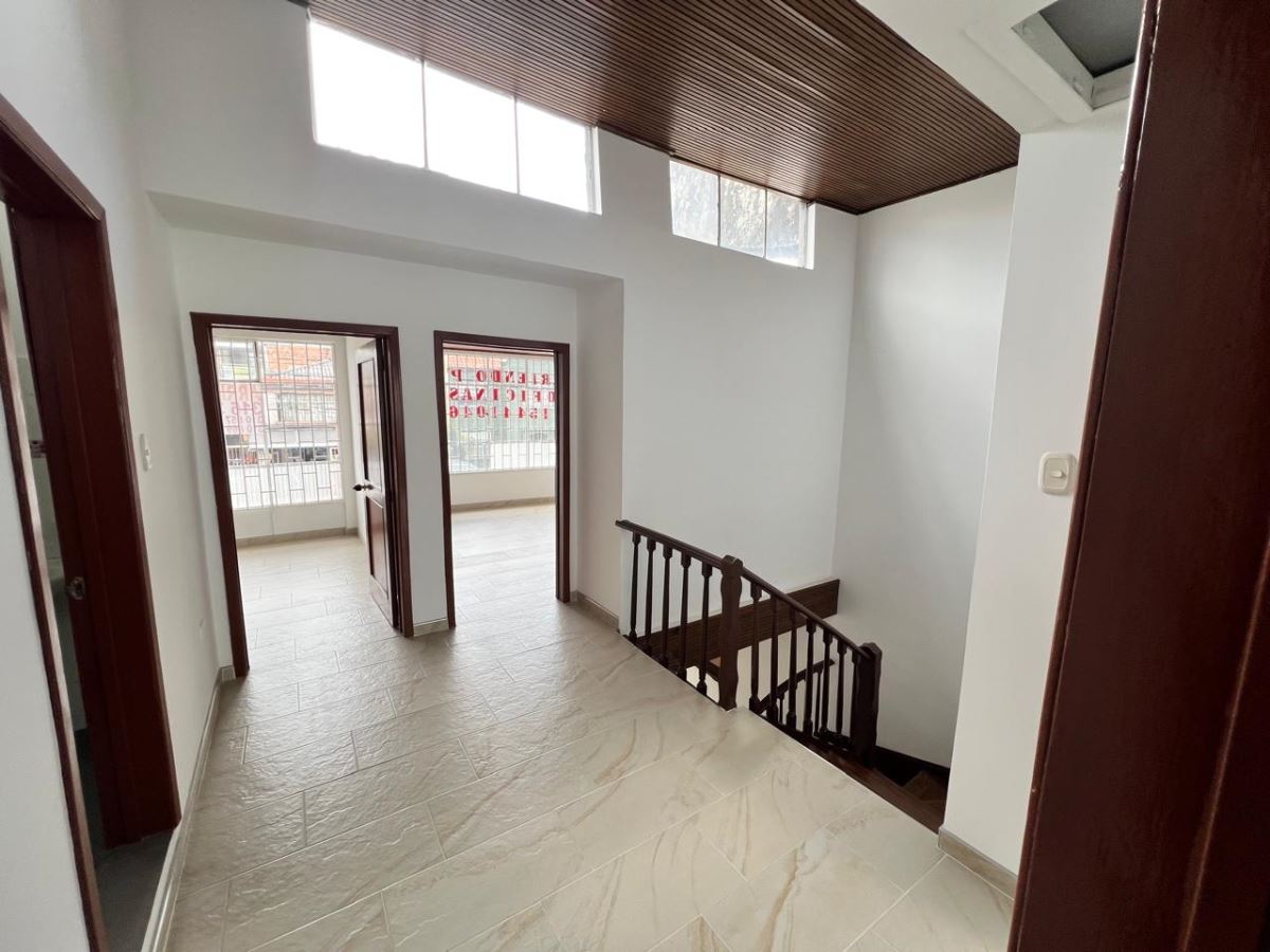 Casa en Arriendo - Bogota, SAN FELIPE 4959