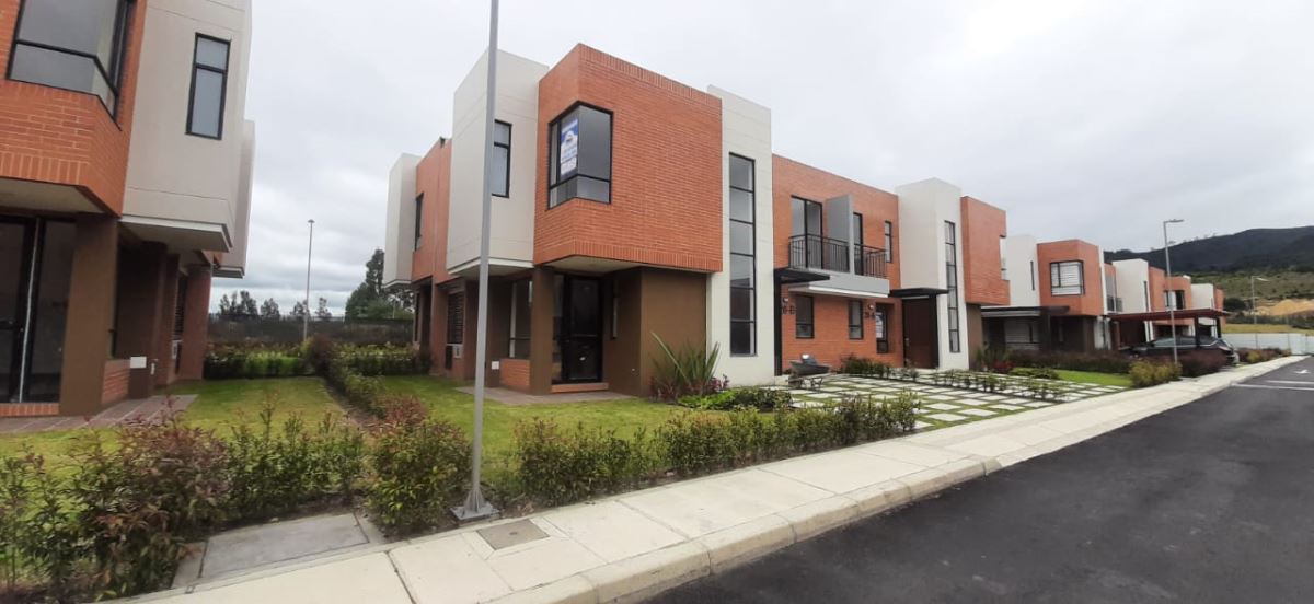 Casa en Venta - Cajica, Centro 3941