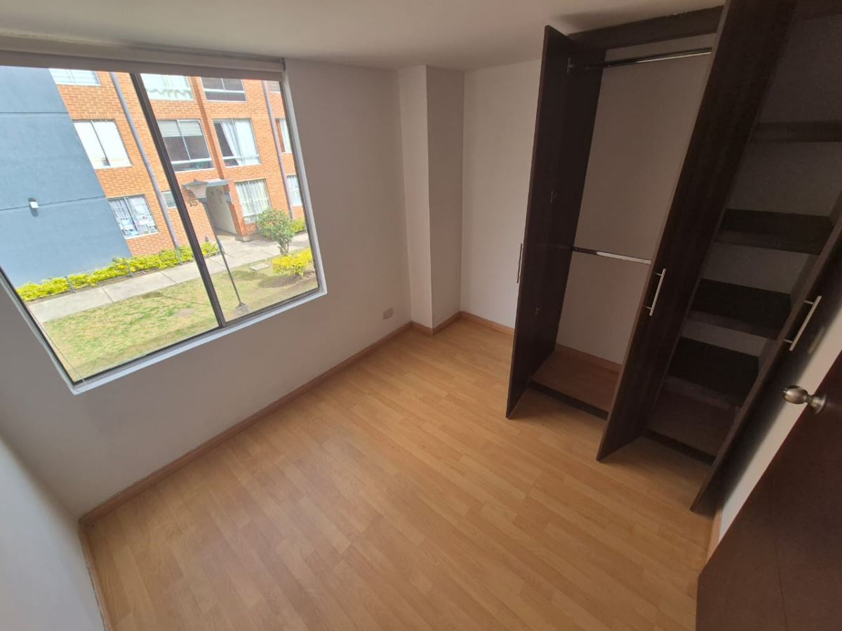 Casa en Arriendo - Bogota, CASTILLA 1370