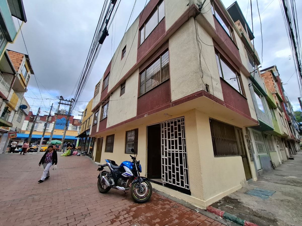 Local en Arriendo - Bogota, EL CHIRCAL SUR 6006