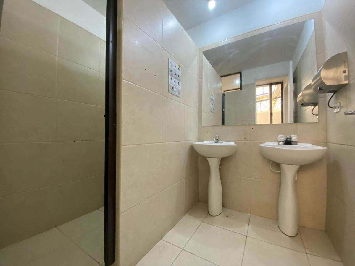 Casa en Arriendo - Bogota, LAGO GAITÁN 4445