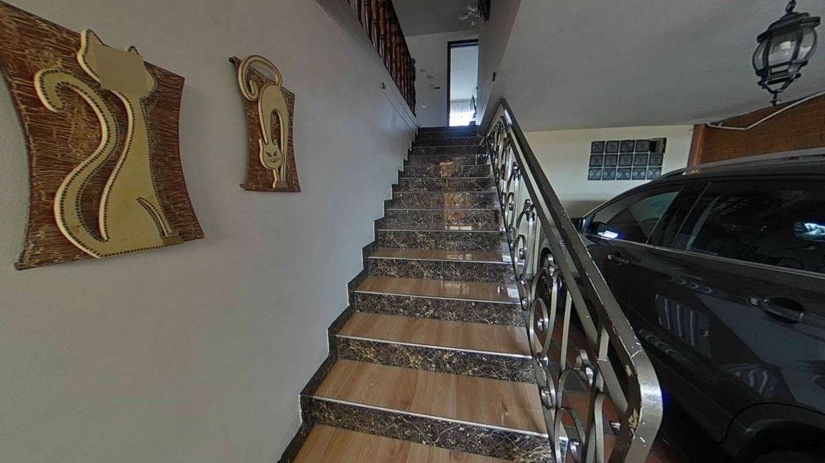 Casa en Venta - Bogota, SANTA ISABEL 2920