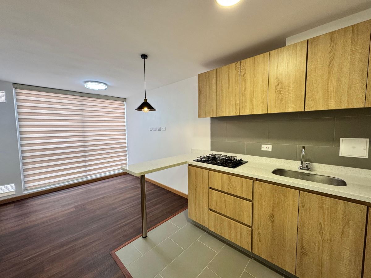Apartamento en Arriendo - Bogota, CASTILLA 4785
