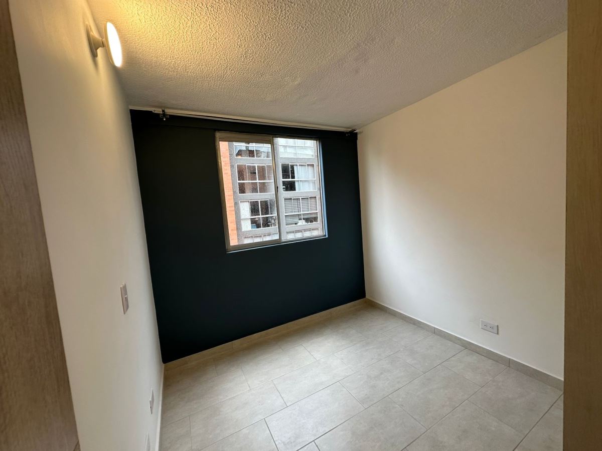 Apartamento en Arriendo - Bogota, HAYUELOS 4339