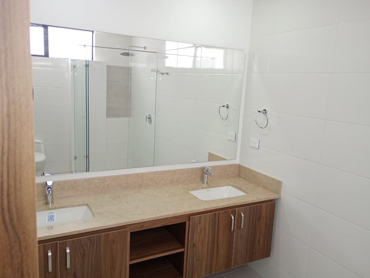 Casa en Arriendo - Cajica, Centro 5381