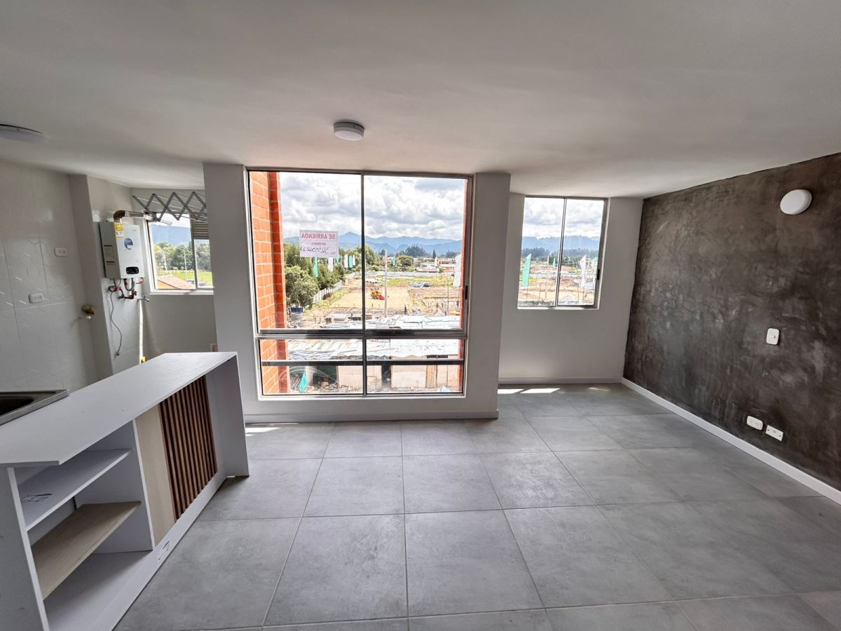 Apartamento en Arriendo - Bogota, MIRANDELA 4412