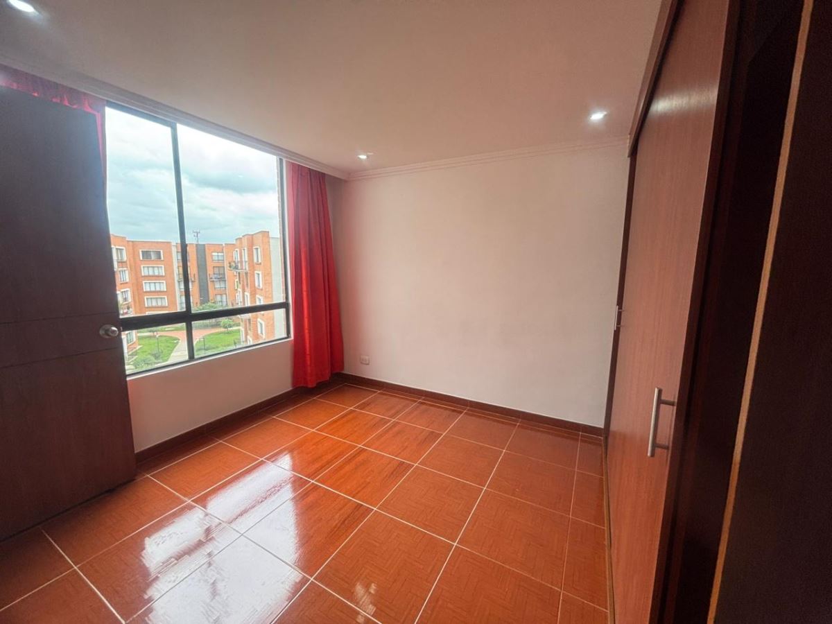Apartamento en Venta - Madrid, SERREZUELA 4987