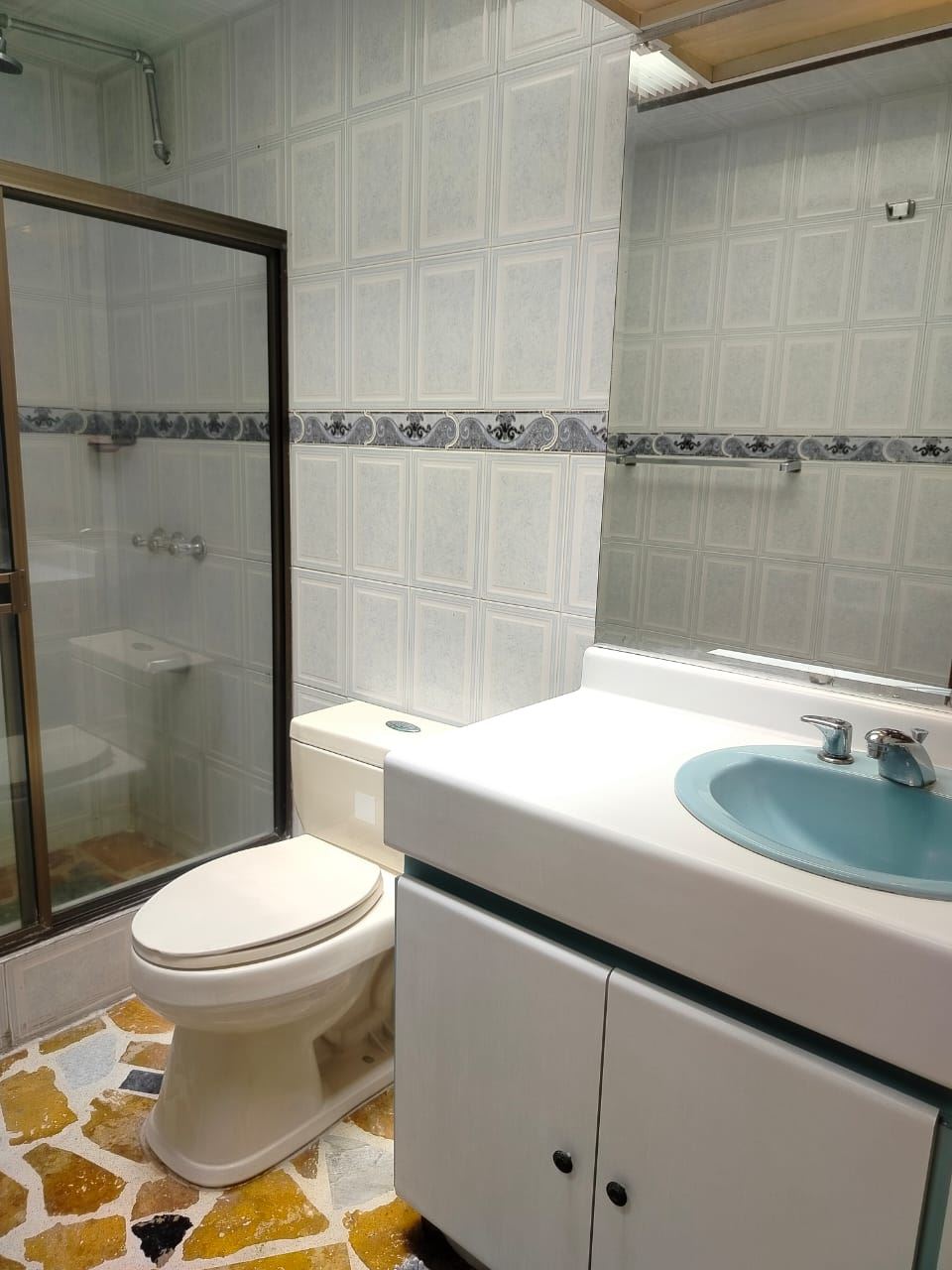 Casa en Venta - Bogota, NUEVA AUTOPISTA 4720