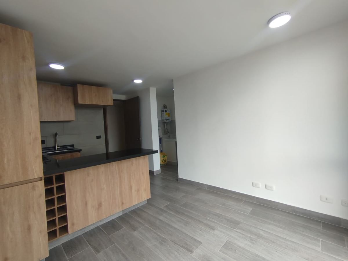 Apartamento en Arriendo - Bogota, MAZURÉN 4905