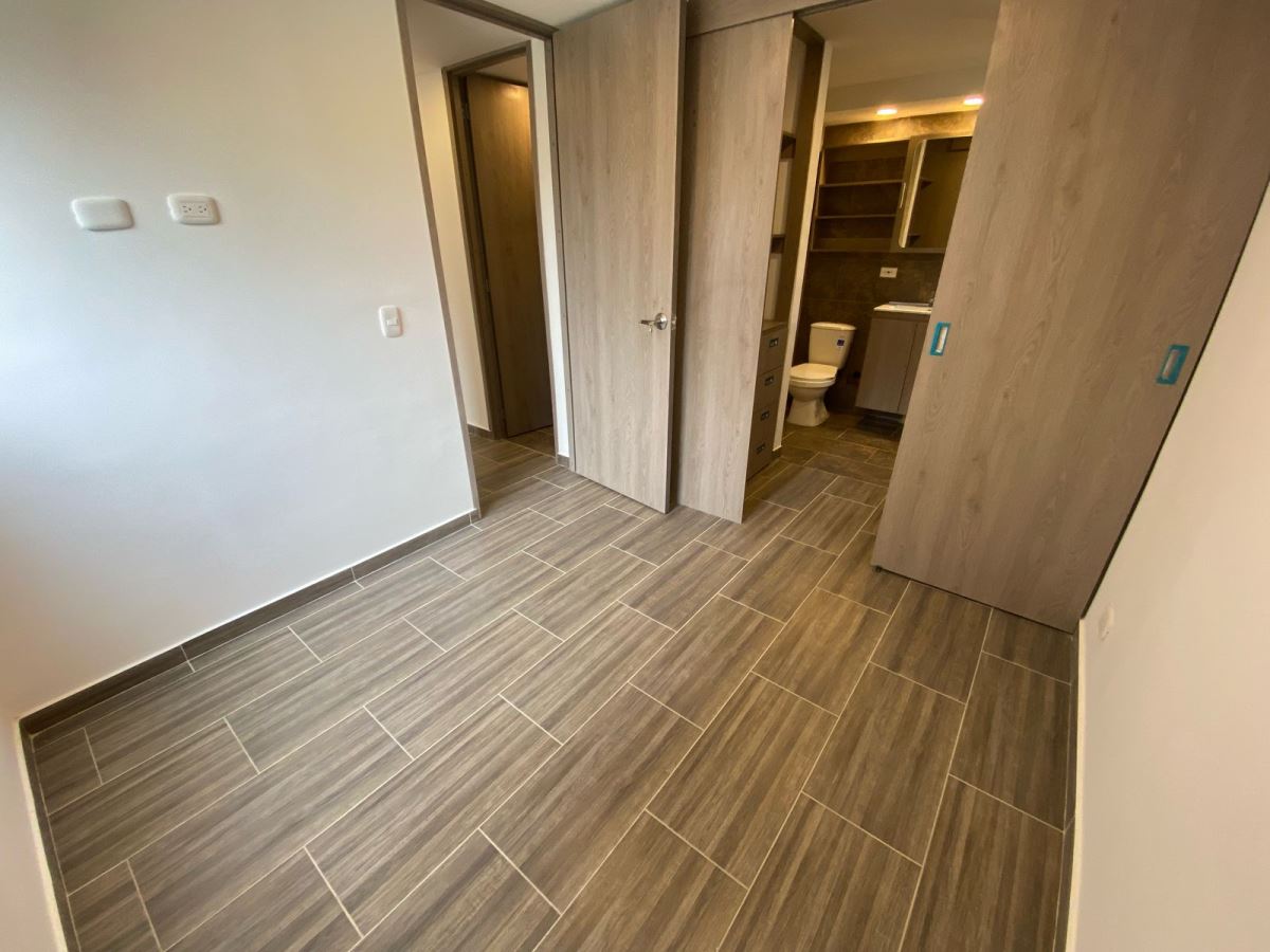 Apartamento en Arriendo - Bogota, BARRANCAS 4174