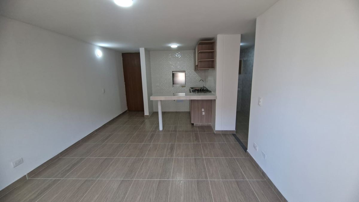 Apartamento en Arriendo - Madrid, ALTOS DE MADRID 5139