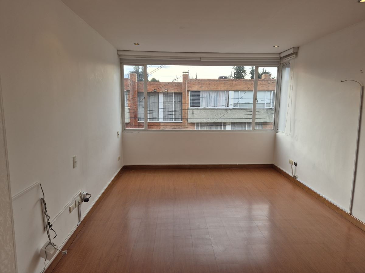 Casa en Arriendo - Bogota, BALMORAL NORTE 5295