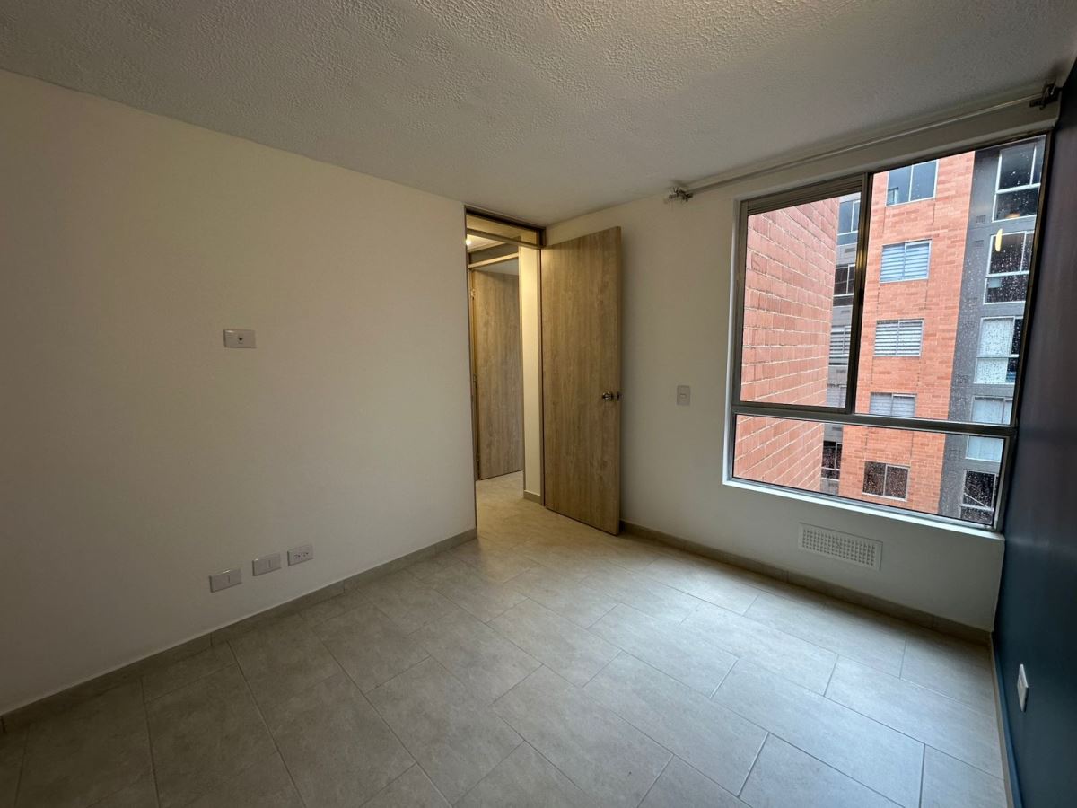 Apartamento en Arriendo - Bogota, HAYUELOS 4339