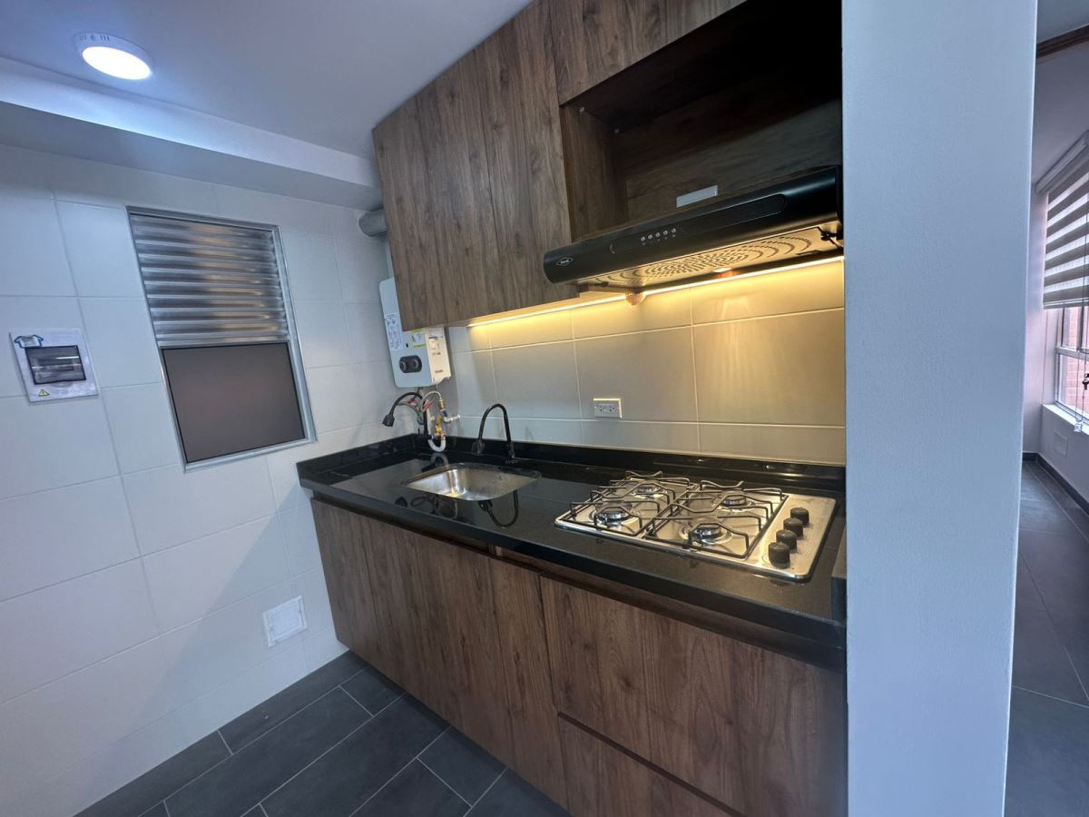 Apartamento en Arriendo - Bogota, HAYUELOS 4721