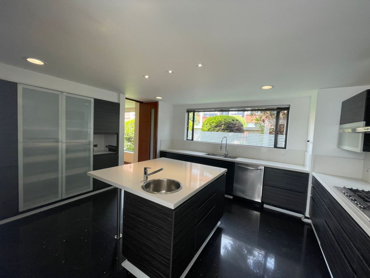 Casa en Arriendo - Bogota, ALHAMBRA 6053