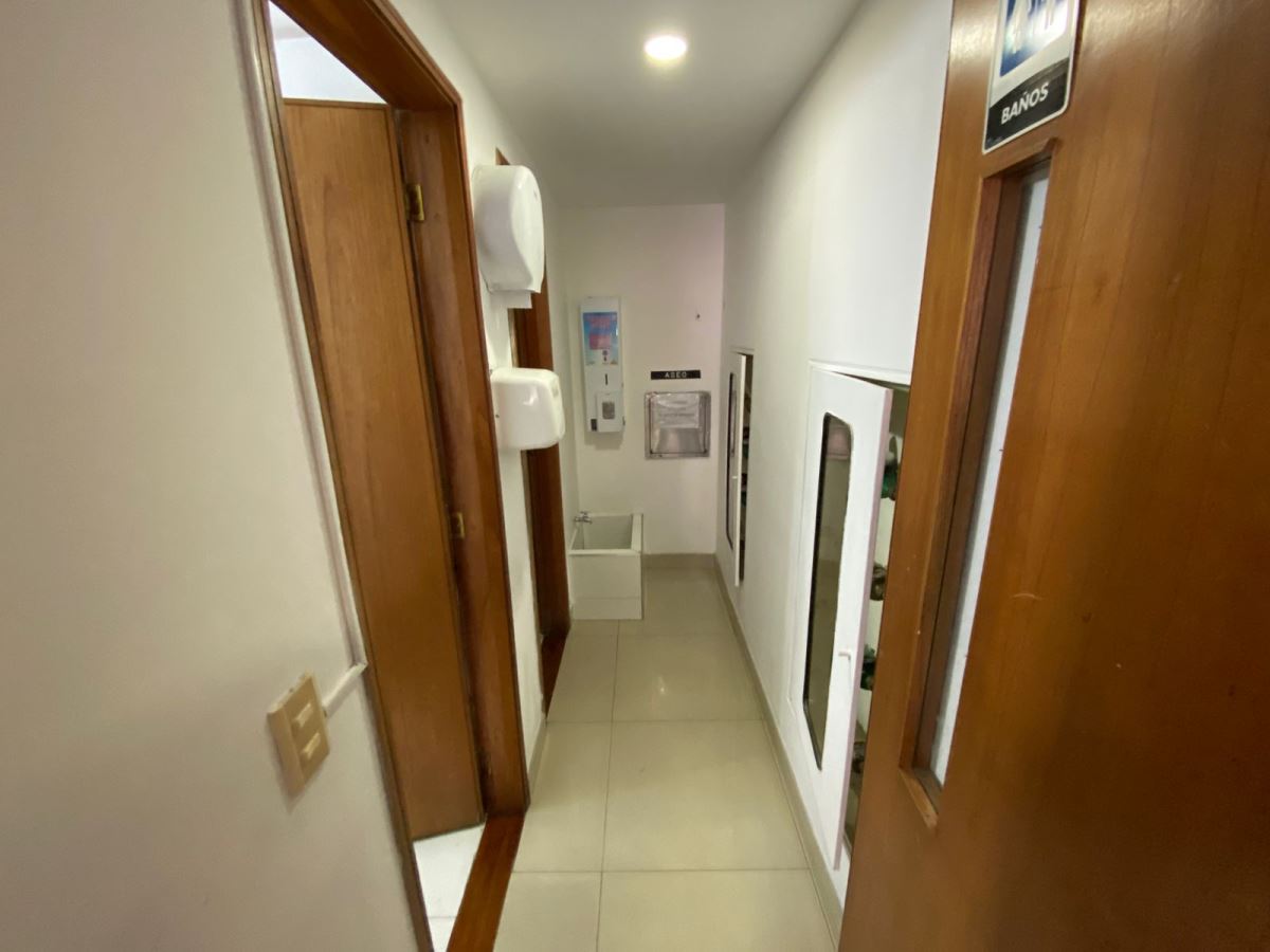 Oficina en Arriendo - Bogota, LAGO GAITÁN 5110