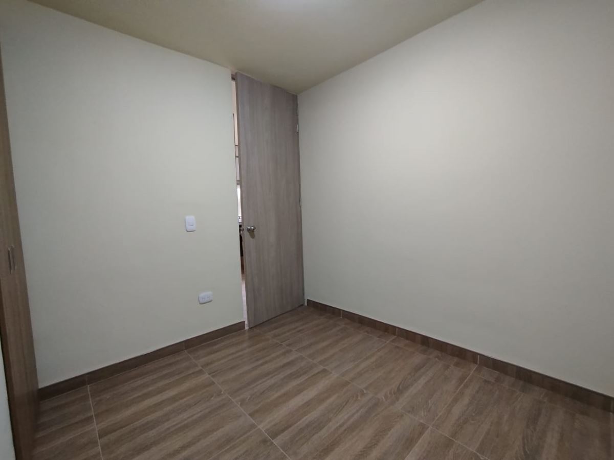 Apartamento en Arriendo - Bogota, EL REDIL 4494