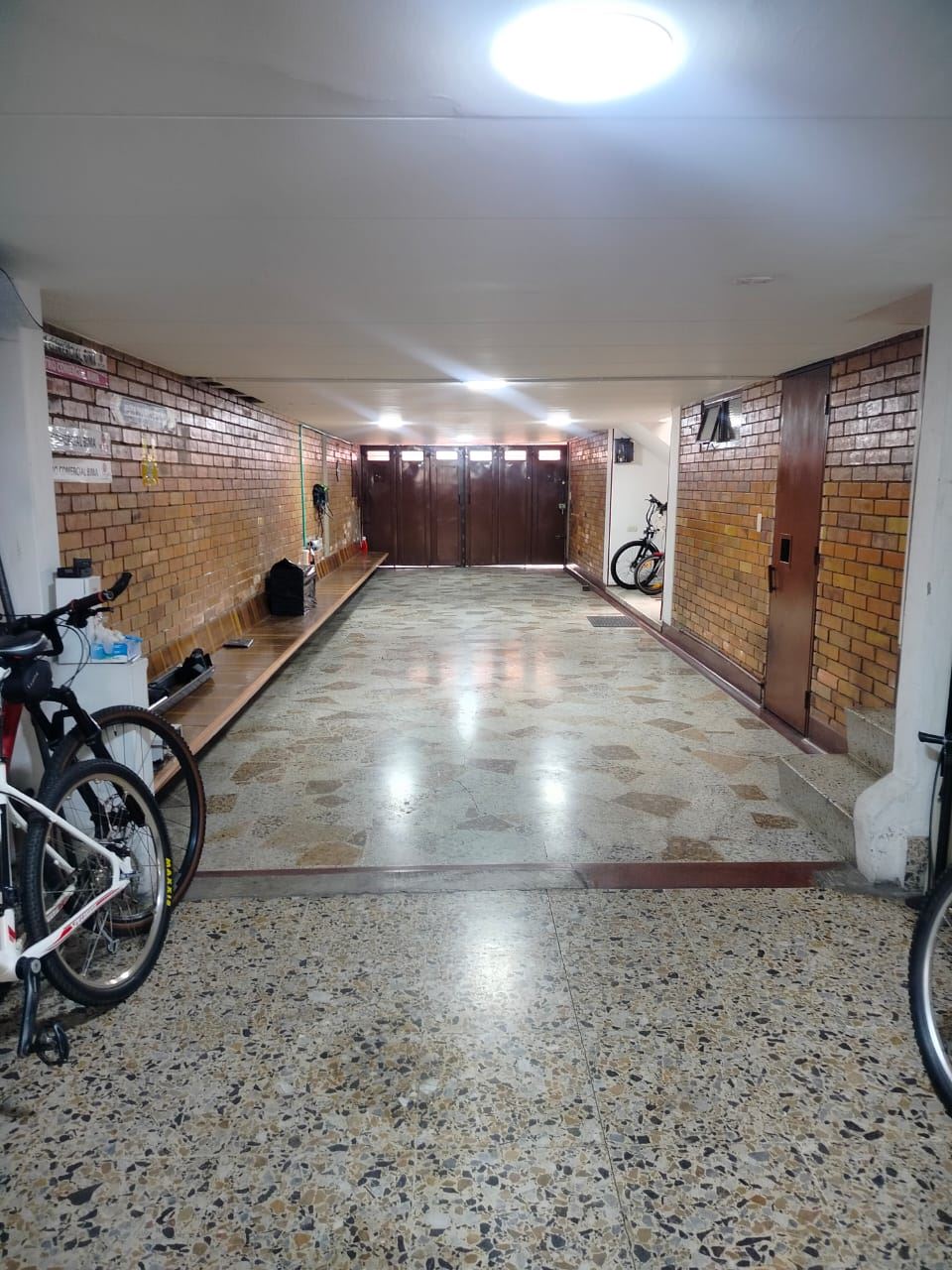 Casa en Venta - Bogota, SANTA BIBIANA 4977