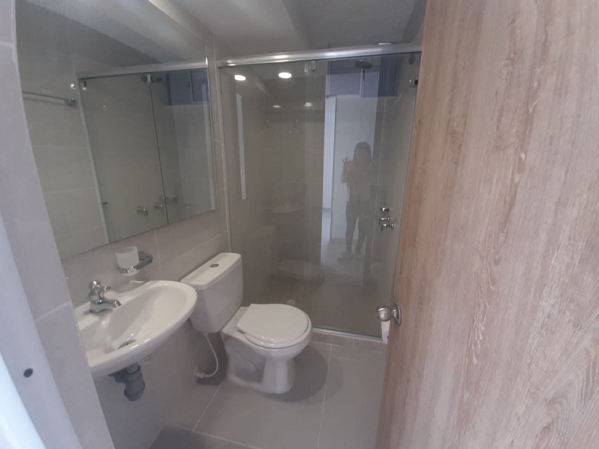 Apartamento en Arriendo - Bogota, GUAYMARAL 4641